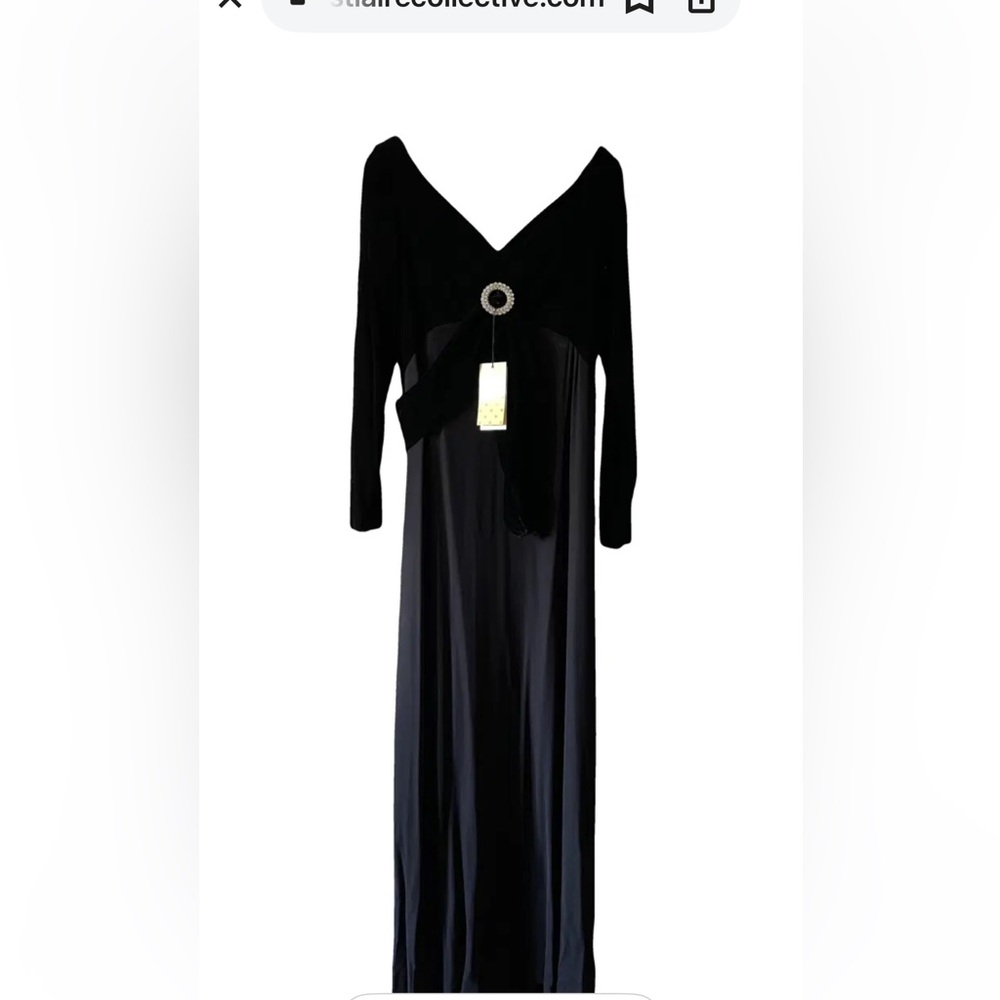 Louisa Spagnoli Elegant Black Velvet Dress